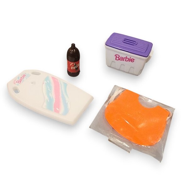 1990's Barbie Vintage Ocean Friends Speedboat and Splash 'N Fun Playset - Picture 6 of 6